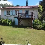 3-4 Entire Site Private Pool For Relaxing Holidays & Special Occasions Near Aubeterre Saint-Romain