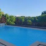 3-4 Entire Site Private Pool For Relaxing Holidays & Special Occasions Near Aubeterre Nyaraló