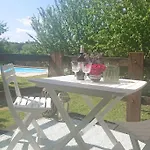 3-4 Entire Site Private Pool For Relaxing Holidays & Special Occasions Near Aubeterre * Saint-Romain