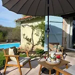 3-4 Entire Site Private Pool For Relaxing Holidays & Special Occasions Near Aubeterre * Saint-Romain