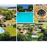 3-4 Entire Site Private Pool For Relaxing Holidays & Special Occasions Near Aubeterre Saint-Romain