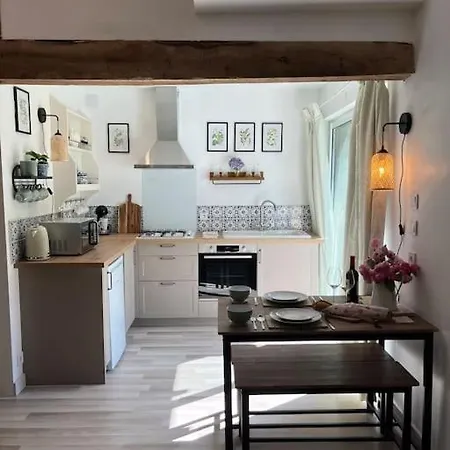 3-4 Entire Site Private Pool For Relaxing Holidays & Special Occasions Near Aubeterre Feriehus *