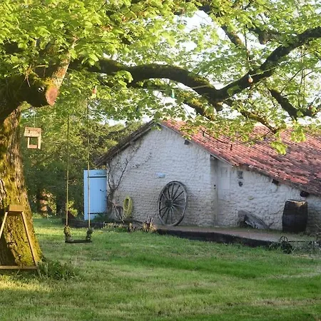 3-4 Entire Site Private Pool For Relaxing Holidays & Special Occasions Near Aubeterre 度假居 Saint-Romain (Charente)