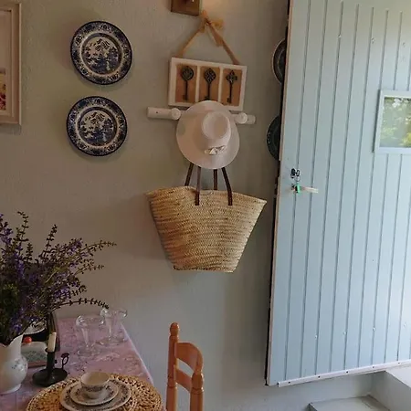 3-4 Entire Site Private Pool For Relaxing Holidays & Special Occasions Near Aubeterre 度假居 *